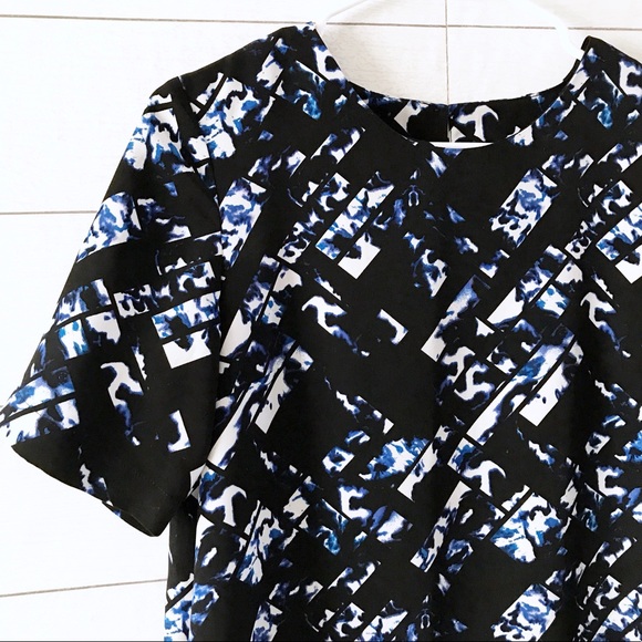 Black Blue Graphic Print Shift Dress - Picture 5 of 8